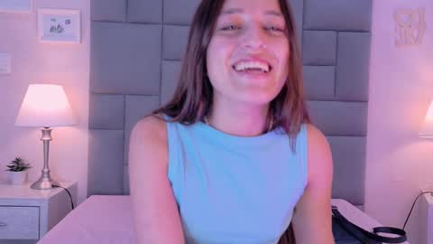 Roxana   online show from 10/11/25, 06:39