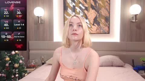 Snapshot of roxana_perry chatting on 12/27/24, 11:28 Roxana online show from 12/27/24, 11:28