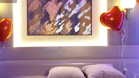 Snapshot of roxana_perry chatting on 02/20/25, 10:59 Roxana online show from 02/20/25, 10:59