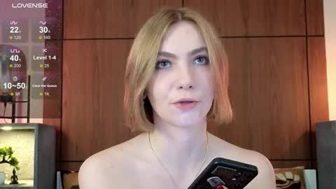 Snapshot of roxana_perry chatting on 10/23/25, 08:13 Roxana online show from 10/23/25, 08:13