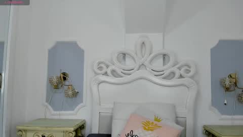 Snapshot of roxana_scott1 chatting on 10/09/25, 03:48 roxana_scott1 online show from 10/09/25, 03:48