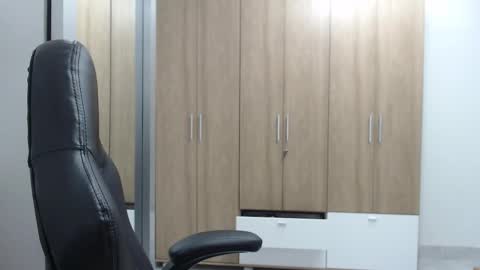 Snapshot of roxanalove7 chatting on 02/10/25, 01:24 Roxana online show from 02/10/25, 01:24