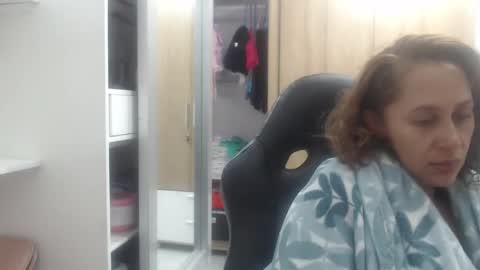 Snapshot of roxanalove7 chatting on 02/19/25, 02:23 Roxana online show from 02/19/25, 02:23