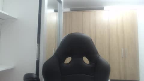 Snapshot of roxanalove7 chatting on 02/28/25, 01:37 Roxana online show from 02/28/25, 01:37