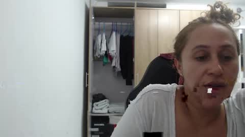 Snapshot of roxanalove7 chatting on 04/26/26, 02:53 Roxana online show from 04/26/26, 02:53