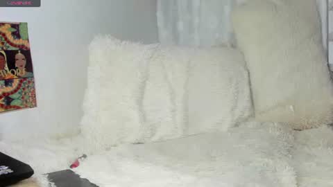 Snapshot of roxanamariahills_ chatting on 07/16/26, 08:53 Rosita online show from 07/16/26, 08:53