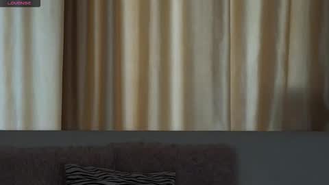 Anna Lokiss online show from 12/01/25, 05:12