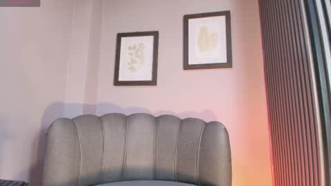  Roxanna  online show from 05/29/26, 12:14