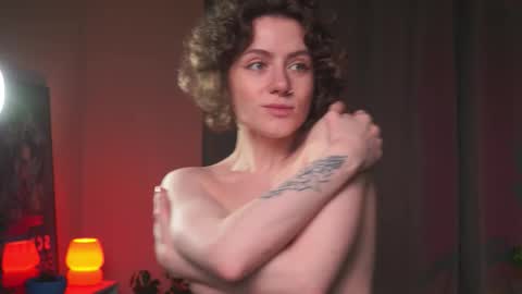 Snapshot of roxannabrik chatting on 11/10/25, 02:38 Roxy online show from 11/10/25, 02:38