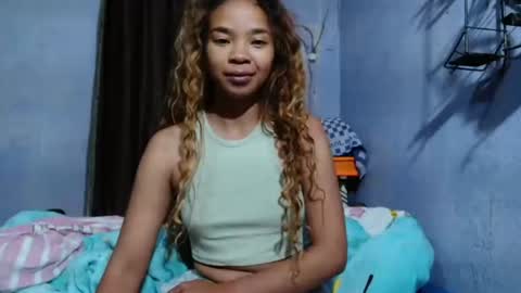 roxanne_98 online show from 06/30/26, 03:18