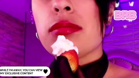 Snapshot of roxanne_han chatting on 07/08/26, 12:09 roxanne_han online show from 07/08/26, 12:09