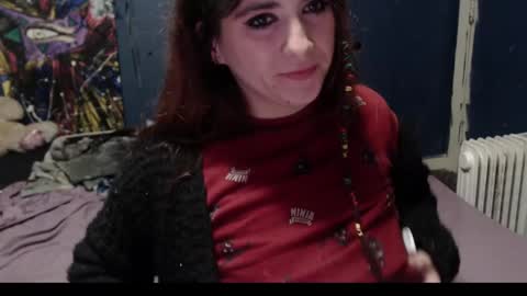 Snapshot of roxanneroulette chatting on 01/11/25, 02:20 Silver online show from 01/11/25, 02:20
