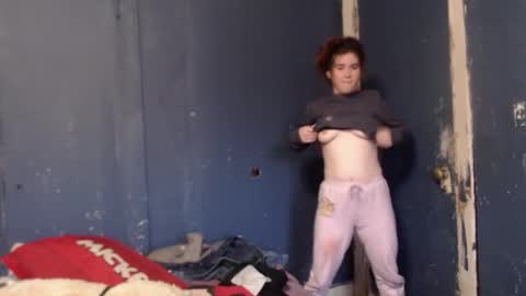 Snapshot of roxanneroulette chatting on 01/12/25, 01:48 Silver online show from 01/12/25, 01:48