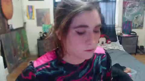 Snapshot of roxanneroulette chatting on 01/18/25, 10:06 Silver online show from 01/18/25, 10:06