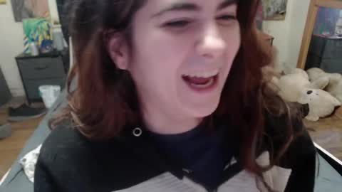 Snapshot of roxanneroulette chatting on 01/21/25, 02:05 Silver online show from 01/21/25, 02:05