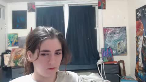 Snapshot of roxanneroulette chatting on 02/06/25, 01:16 Silver online show from 02/06/25, 01:16
