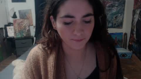 Snapshot of roxanneroulette chatting on 02/13/25, 01:08 Silver online show from 02/13/25, 01:08