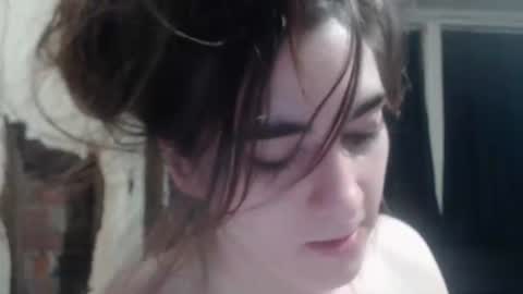 Snapshot of roxanneroulette chatting on 02/26/25, 02:04 Silver online show from 02/26/25, 02:04