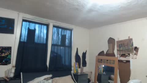 Snapshot of roxanneroulette chatting on 03/05/25, 12:44 Silver online show from 03/05/25, 12:44