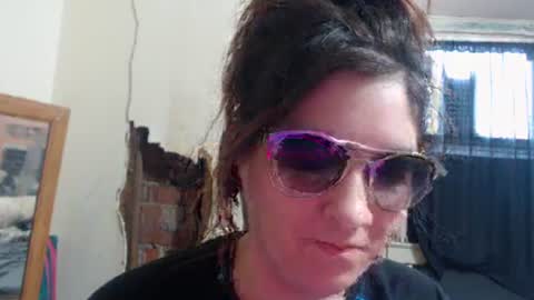 Snapshot of roxanneroulette chatting on 03/07/25, 05:38 Silver online show from 03/07/25, 05:38