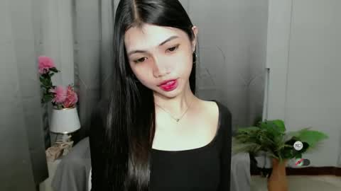 Snapshot of roxie_fuckdoll chatting on 02/03/25, 09:39 Roxie online show from 02/03/25, 09:39