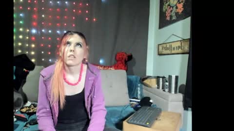 roxihazeleyes online show from 09/11/25, 04:07