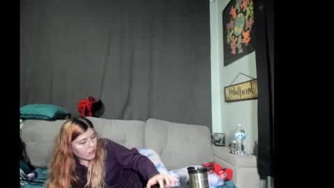 roxihazeleyes online show from 10/25/25, 09:20