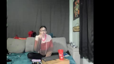 roxihazeleyes online show from 11/14/25, 01:37