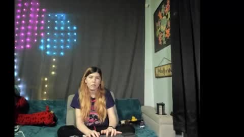 roxihazeleyes online show from 12/01/25, 03:33