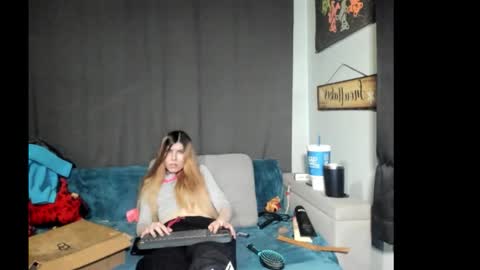 roxihazeleyes online show from 01/17/26, 03:17