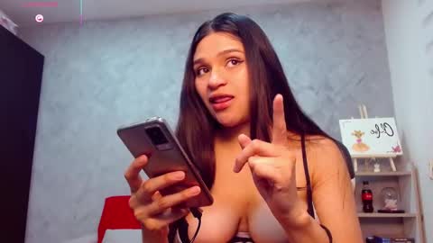 roxxi_2110 online show from 10/06/25, 01:47