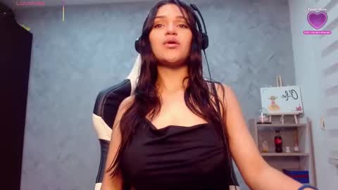 roxxi_2110 online show from 12/03/25, 02:08