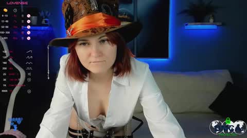 Snapshot of roxy_foxi chatting on 10/26/25, 01:33 Roxy fiery online show from 10/26/25, 01:33