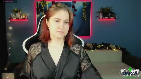 Snapshot of roxy_foxi chatting on 12/04/25, 01:59 Roxy fiery online show from 12/04/25, 01:59