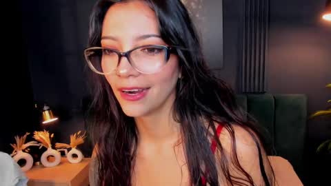 Roxy hell online show from 03/09/25, 12:09