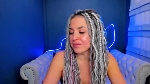 Snapshot of roxy_mars chatting on 02/03/26, 06:40 Roxy online show from 02/03/26, 06:40