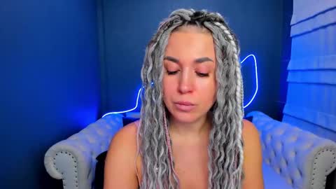 Snapshot of roxy_mars chatting on 02/04/26, 01:22 Roxy online show from 02/04/26, 01:22