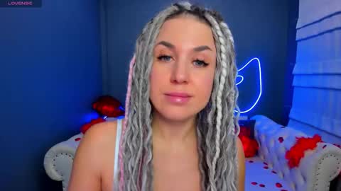 Snapshot of roxy_mars chatting on 02/14/26, 01:46 Roxy online show from 02/14/26, 01:46