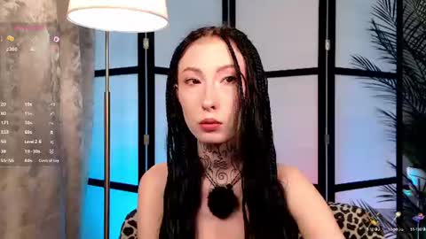 Snapshot of roxy_morrison_x chatting on 06/15/26, 03:31 roxanne online show from 06/15/26, 03:31