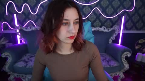 Snapshot of roxy_rayy chatting on 02/17/25, 01:42 roxy_rayy online show from 02/17/25, 01:42