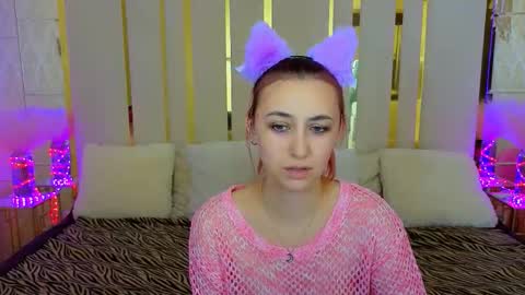 Snapshot of roxy_rayy chatting on 09/22/25, 06:15 roxy_rayy online show from 09/22/25, 06:15
