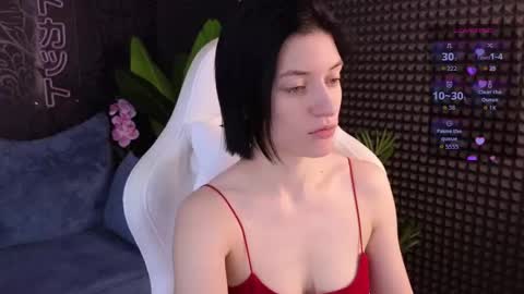 Snapshot of roxy_riot_ chatting on 11/25/25, 01:38 roxy_riot_ online show from 11/25/25, 01:38