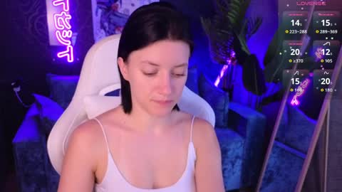 roxy_riot_ online show from 03/28/26, 01:27