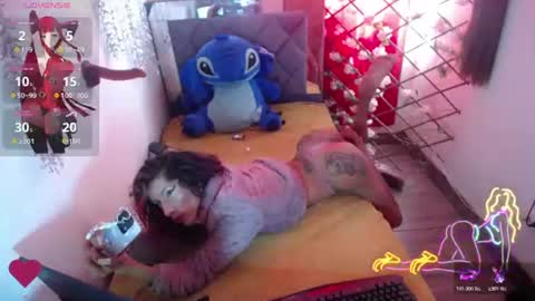 Snapshot of roxy_roxxan chatting on 07/12/26, 02:52 - online show from 07/12/26, 02:52
