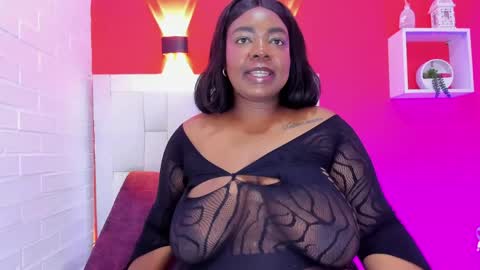 roxy_sexy69 online show from 05/19/26, 09:54