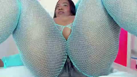 roxy_sexy69 online show from 07/01/26, 09:14