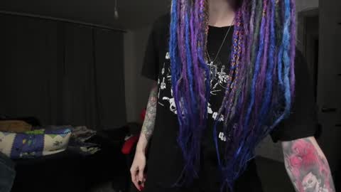 Roxy online show from 12/17/24, 11:05