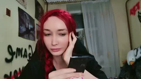 Snapshot of roxy_silver chatting on 07/18/26, 10:46 Roxy online show from 07/18/26, 10:46
