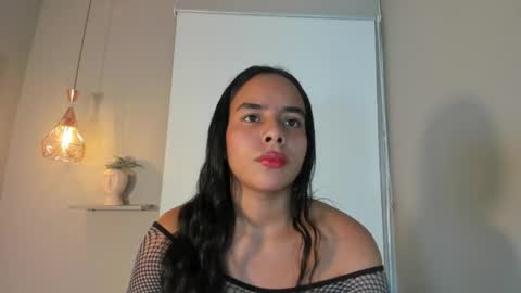 roxy_stone1 online show from 05/29/26, 07:56