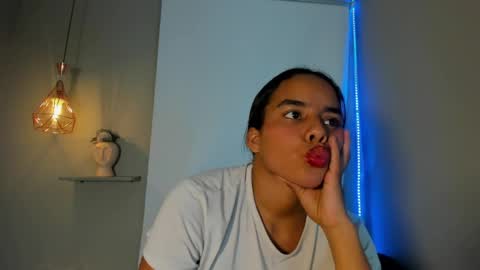 roxy_stone1 online show from 05/30/26, 07:11